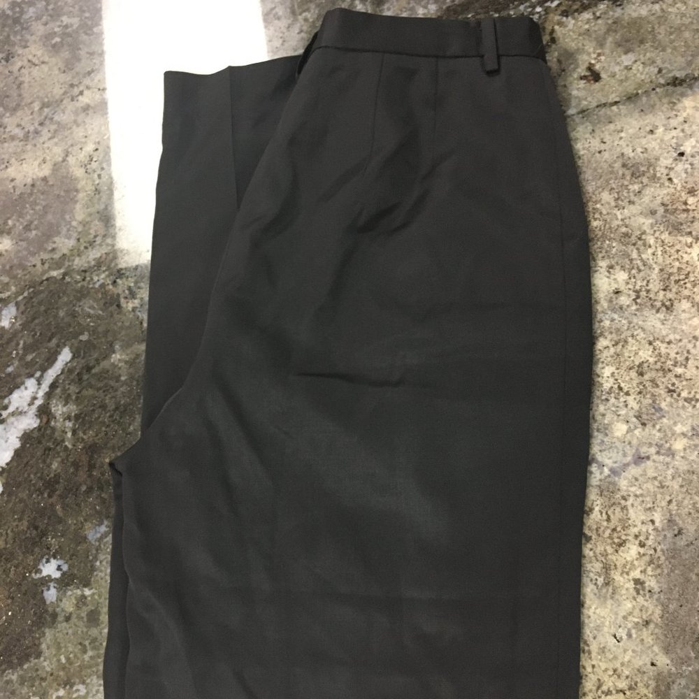 Talora Ladie's Wool Slacks - Size 6